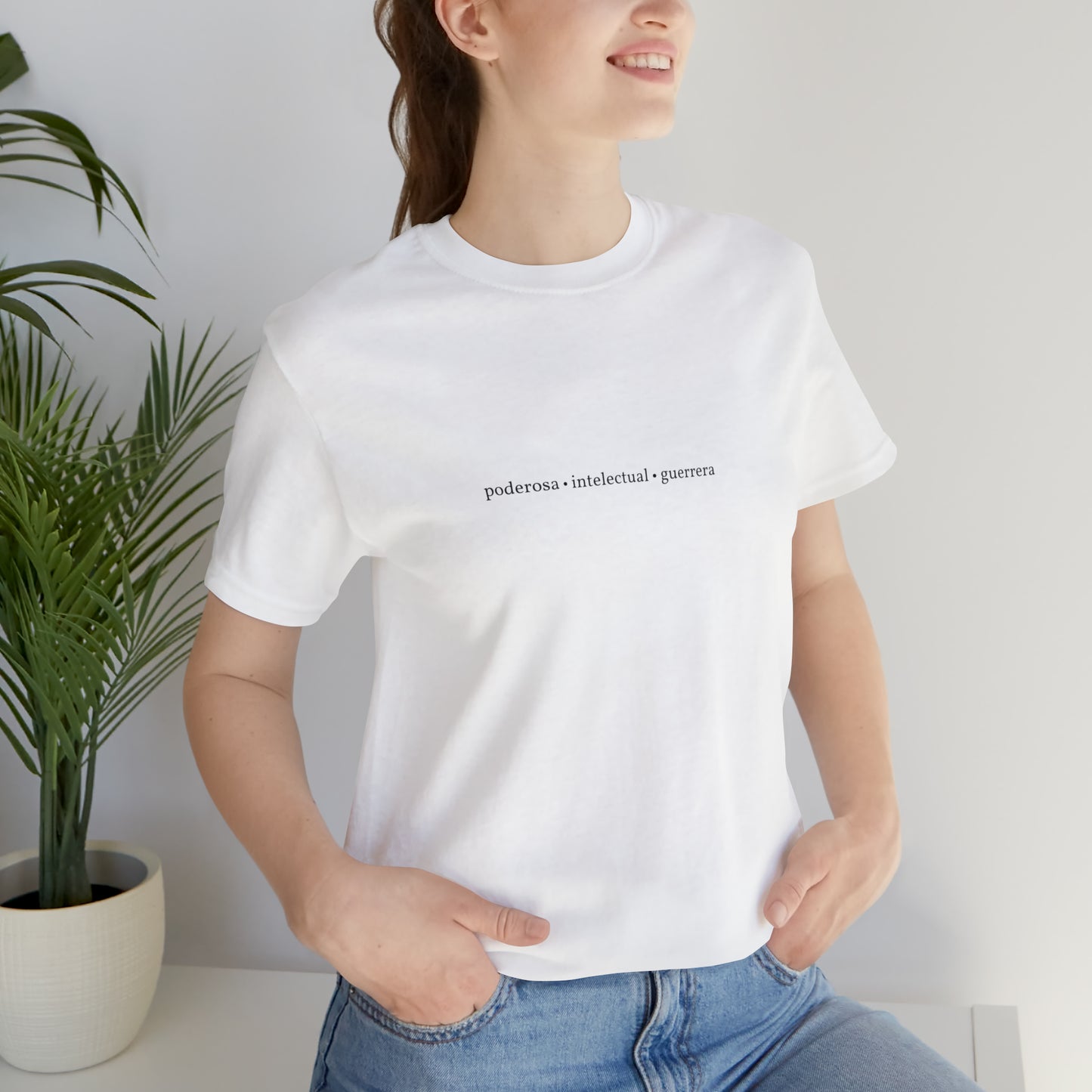 Poderosa, Intelectual, Guerrera Graphic Tee